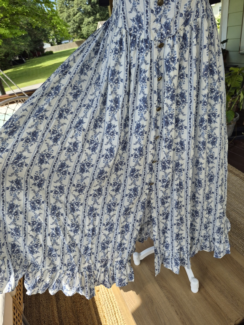 Blu Pepper tie strap Maxi Blue Vertical Ditsy Floral Stripe dress L - Picture 5 of 12